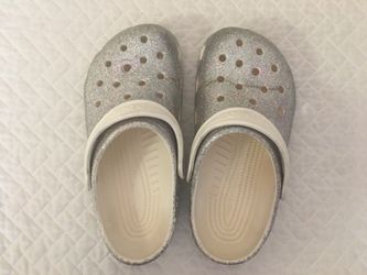 Crocs Size J 3