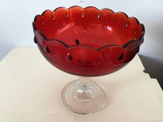 Vtg. Ruby Red Pedestal Teardrop Centerpiece/ Fruit Bowl 7.5” Tall Indiana Glass Company