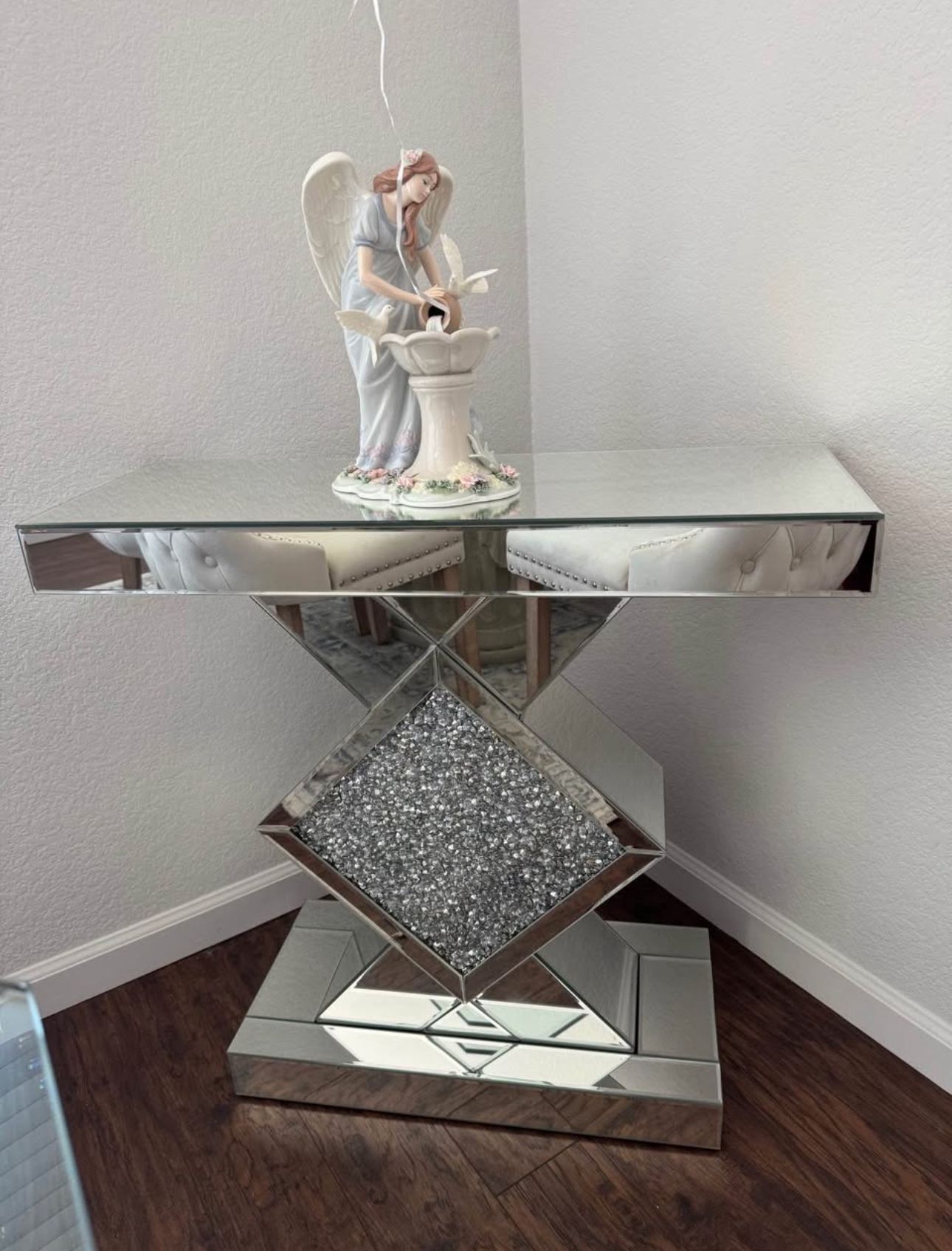 Silver Mirrored Console Table With Crushed Diamond Inlay