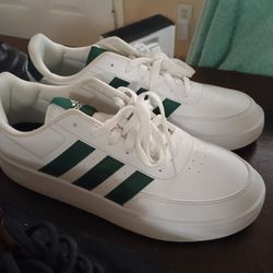 Boys Shoes Size 3 And  8 