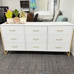 9 Drawers Dressers 
