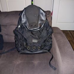 $ 45  Oakley Backpack Make Offer (VERY GOOD DEAL!!!)