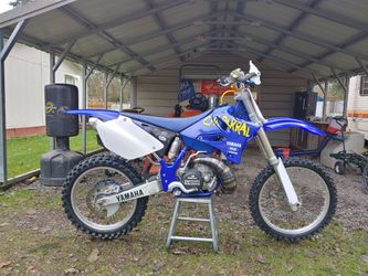 2001 yz250