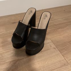Black Heels Oh Polly size 10