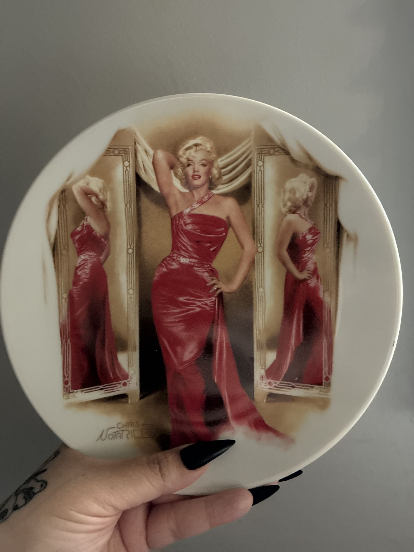 Authentic Marilyn Monroe Deco Plates