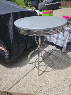Retro chrome bar table