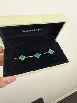 Women’s van cleef bracelet