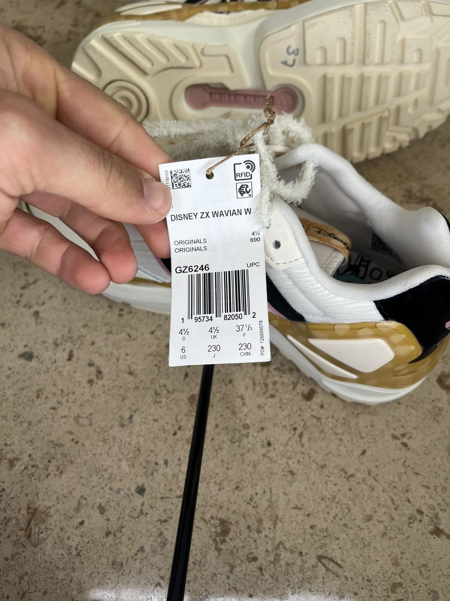 Adidas Disney zx Wavian for Sale in Boca Raton, FL - OfferUp