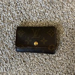 Louis Vuitton Canvas Wallet 