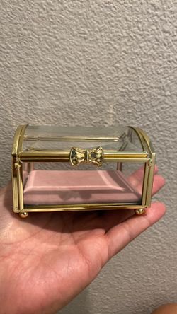 Jewelry box