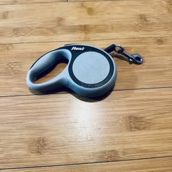XS Retractable Leash 10ft