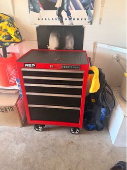 Craftsman tools storage new comes with level, light, Milwaukee paper towel holder