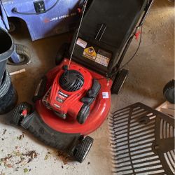 Lawnmower 