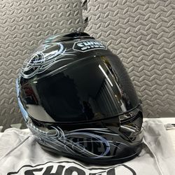 Shoei  Qwest Goddess Motorcycle Helmet; Medium
