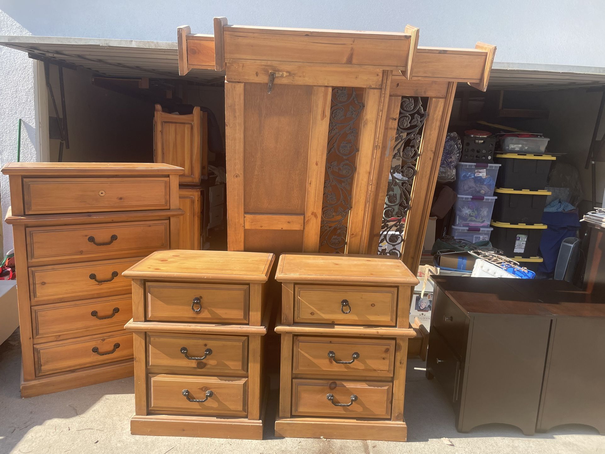 Solid Wood Bedroom Set
