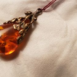 Amber pendant 