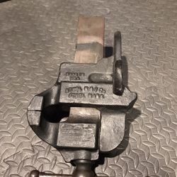 Antique Vice From 1921