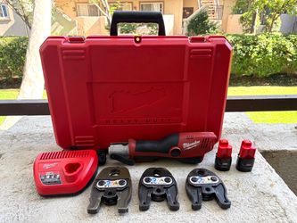 Milwaukee 1/2"-1" ProPress Tool kit 2473-22 M12
