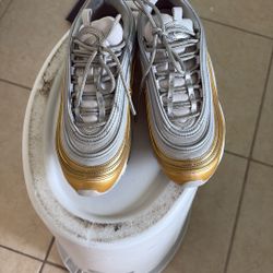 Nike airmax Hardly Used 
