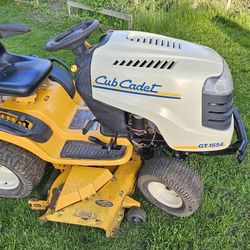 Tractor Cub Cadet Gt 1554 With 27 Hp 