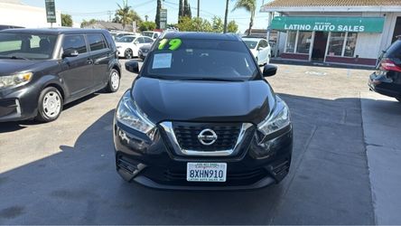 2019 Nissan Kicks