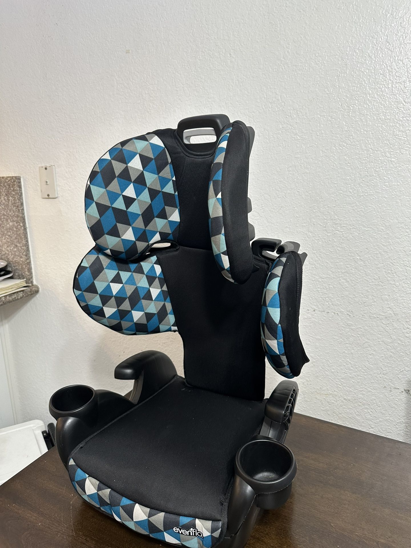 Car Booster With Back Rest