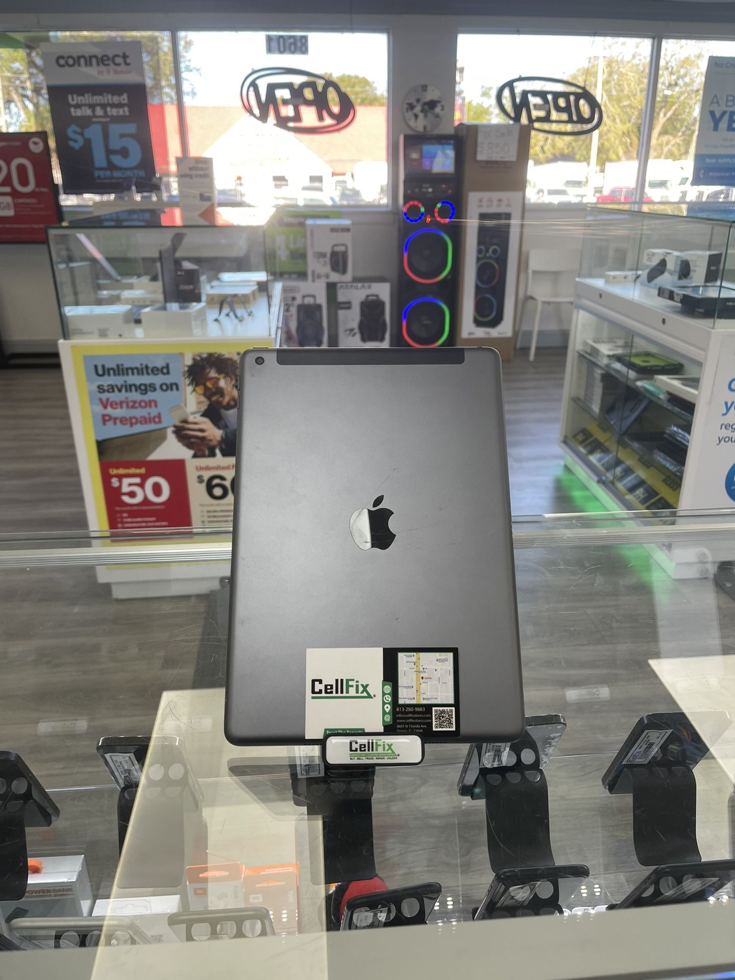 iPad 9th Gen 64Gb Unlocked WiFi And Cellular