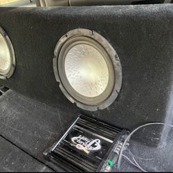 ($170 Firm) 2/12s Pioneer / 1000 watt amp / single cab sub box