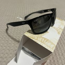 Maui Jim Grey Makoa Black Gloss Sunglasses