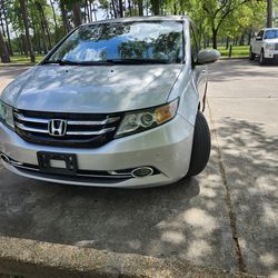 Honda odyssey 2015 gran turing elite