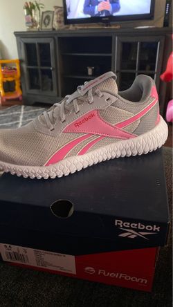Reebok size 6.5