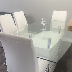 Modern Dining Table 