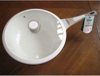 NWT Deane & White Nonstick Ceramic 12” Wok