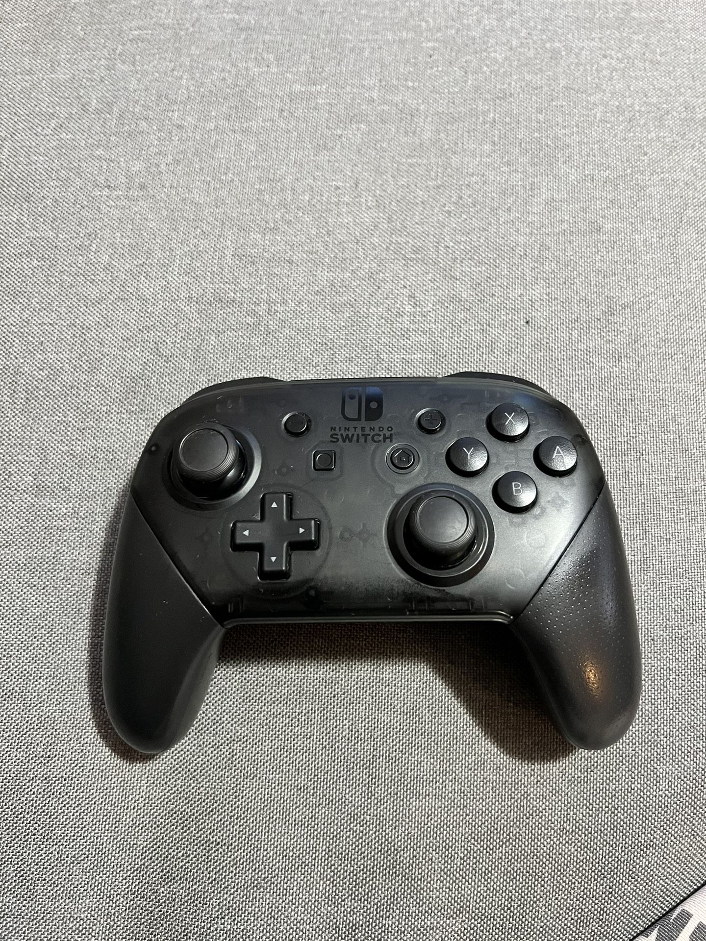 Nintendo Switch Pro Controller