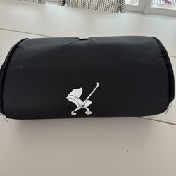 NEVER USED DOONA TRAVEL BAG