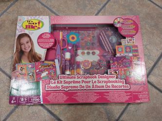 New It's So Me Ultimate Scrapbook Designer - Includes 1500 Accessories - NIB