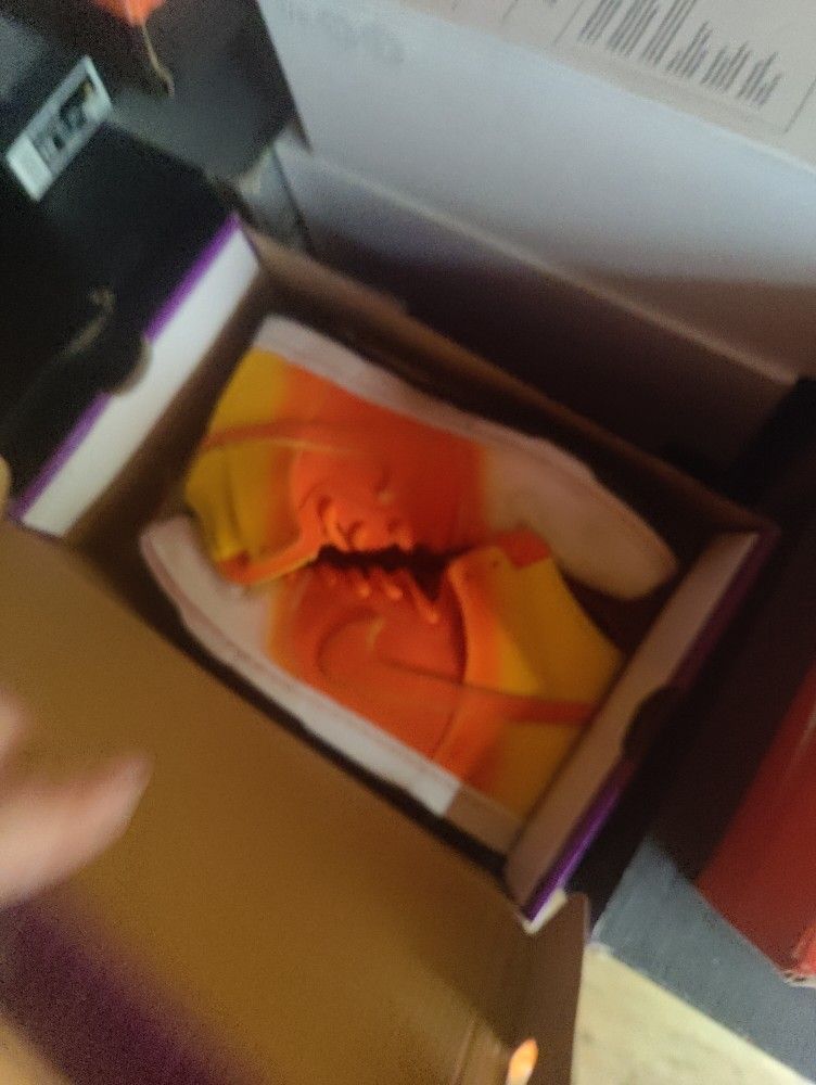 Candy Corn Dunk Sb Size 13