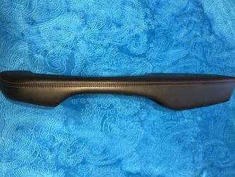 2016 Dodge Challenger, armrest OEM