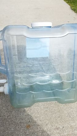 Primo 2 gallon water dispenser