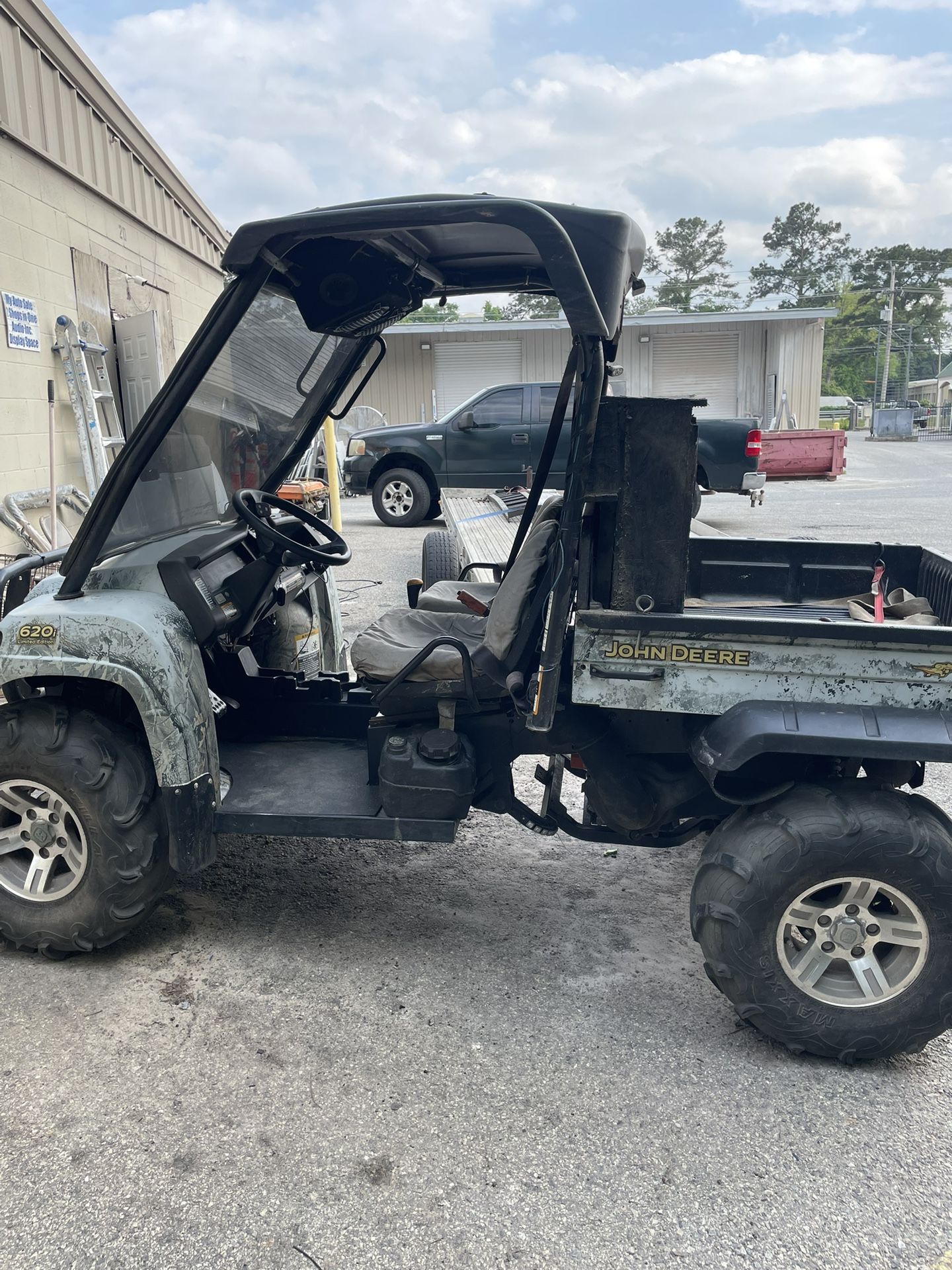 2009 John Deere 620 limited edition