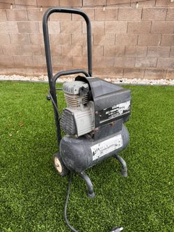 Task Force 3-Gallon Portable Air Compressor