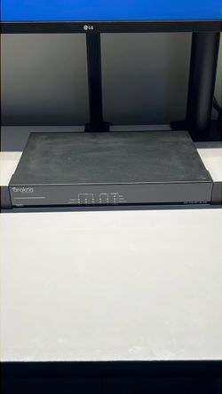 Araknis AN-310-RT-4L2W Network Router
