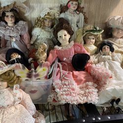 Dolls And Collectibles 