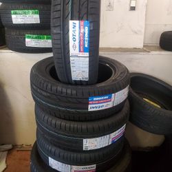 Set of 4 brand new tires 225/55/17