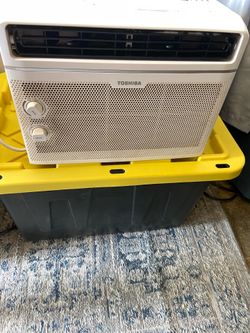 Toshiba 5,000btu window air conditioner