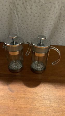 Coffee press 6-8oz By Pyrex set of (2), glass & stainless steel. Unused!