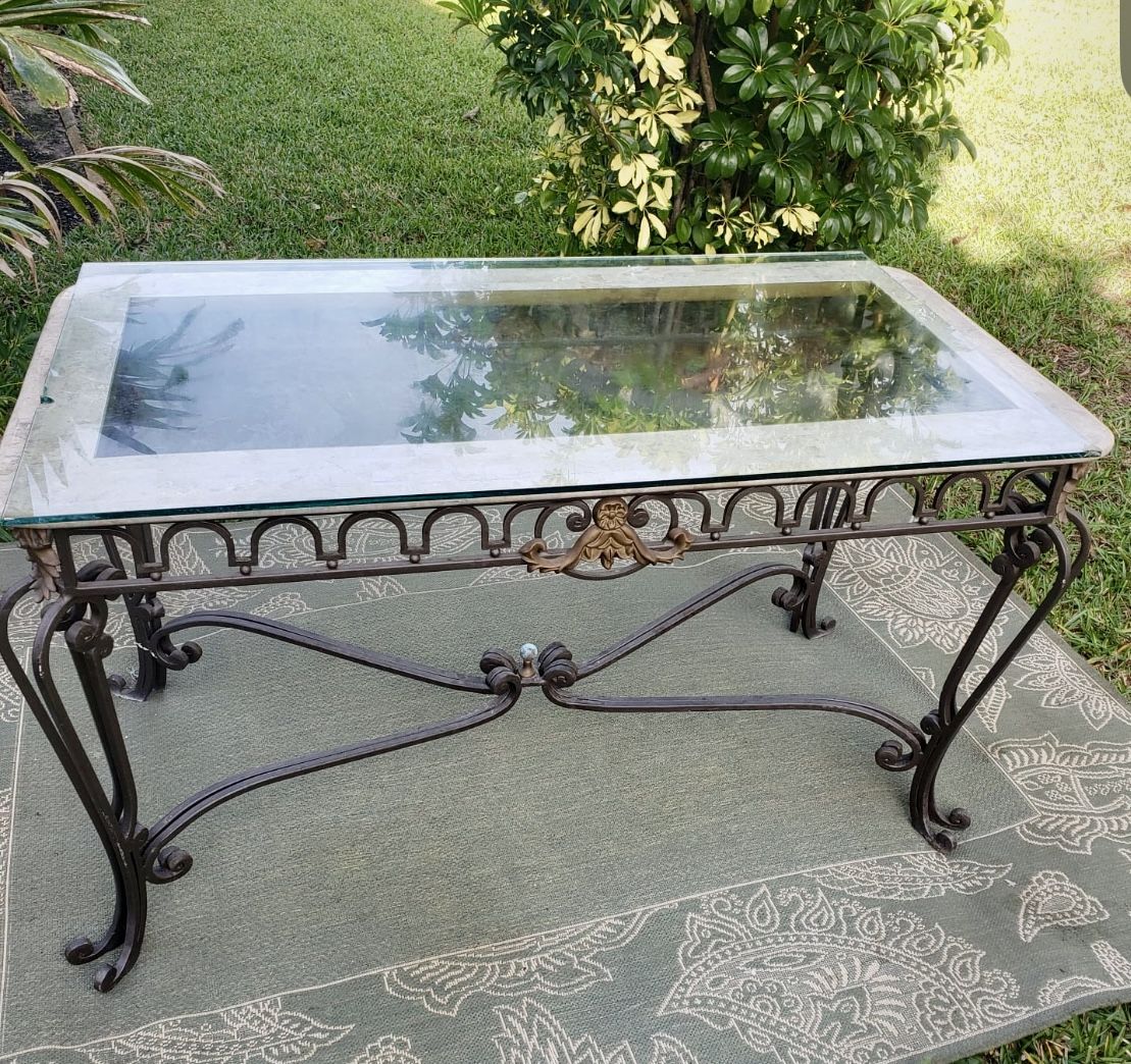 Beautiful Entryway Table, Sofa Console Table Metal and Marble Measure Longer 4 feel 6 inches large 2 feet 6 inches Good Condition