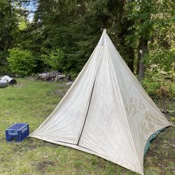 One Pole Tent