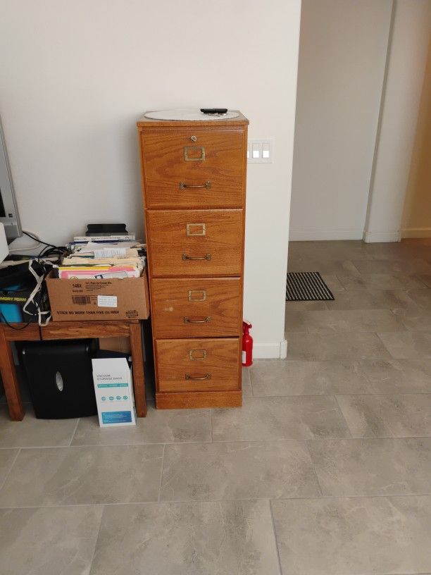 4 Draw File Cabinet