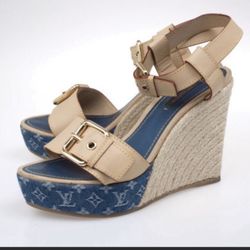 Louis Vuitton Wedge espadrille sandals